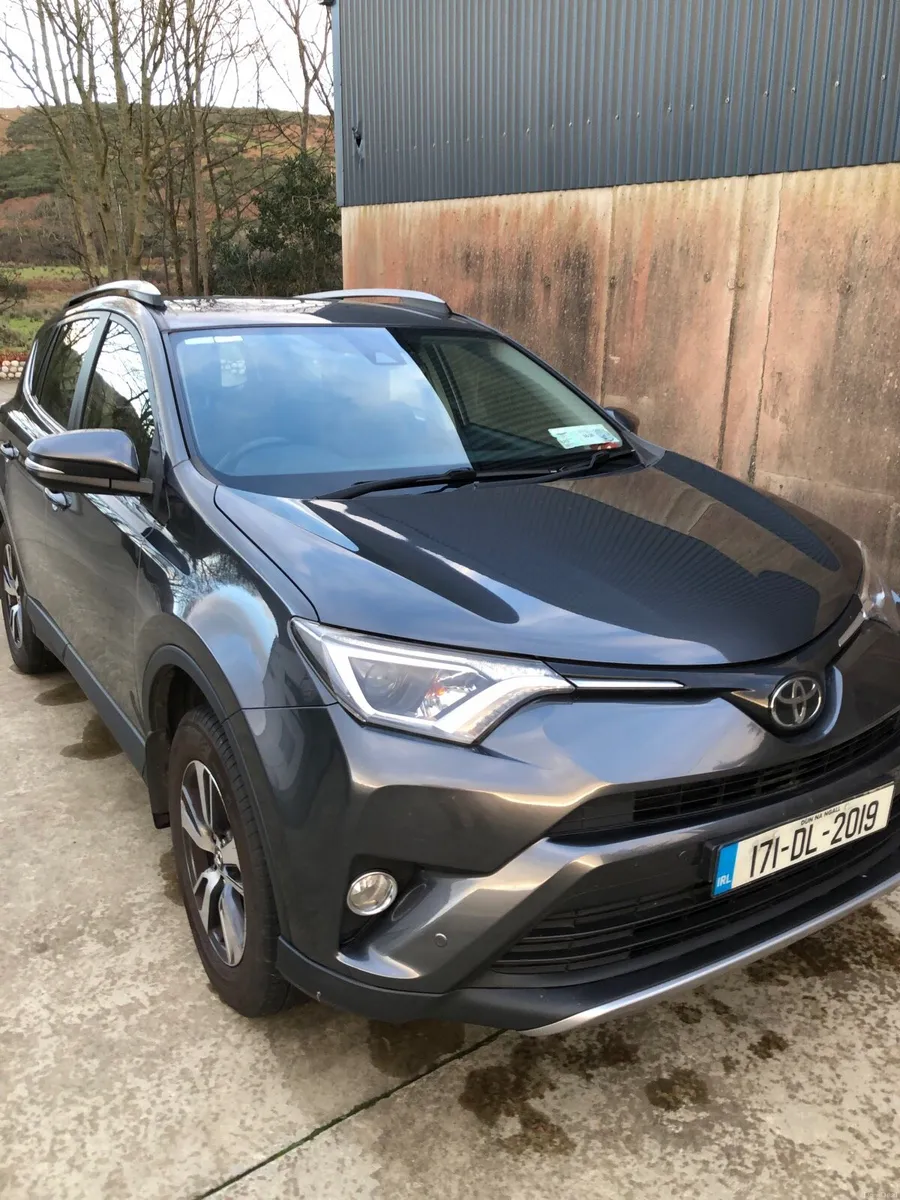 Toyota RAV4 - Image 1