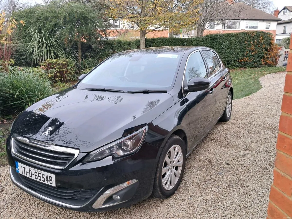 Peugeot 308 1.6 Hdi Allure 2017 manual - Image 2