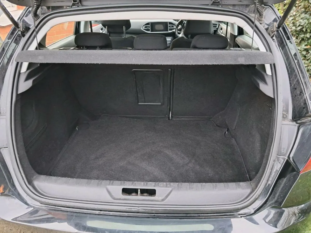 Peugeot 308 1.6 Hdi Allure 2017 NCT Mar 27 - Image 2