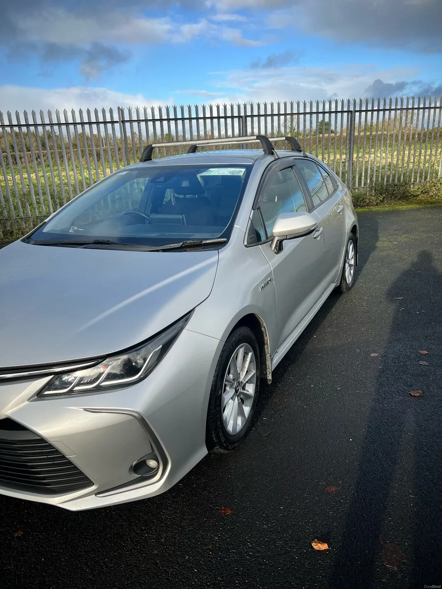Toyota Corolla Hybrid 2020 - Image 2