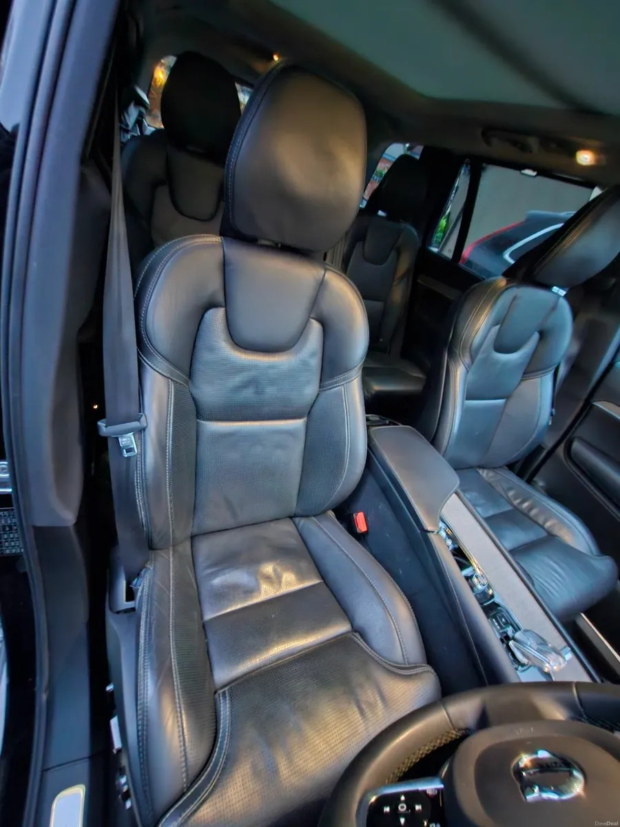 Volvo XC90 2022 2.0h T8 18.8 455 BHP Dark edition - Image 3