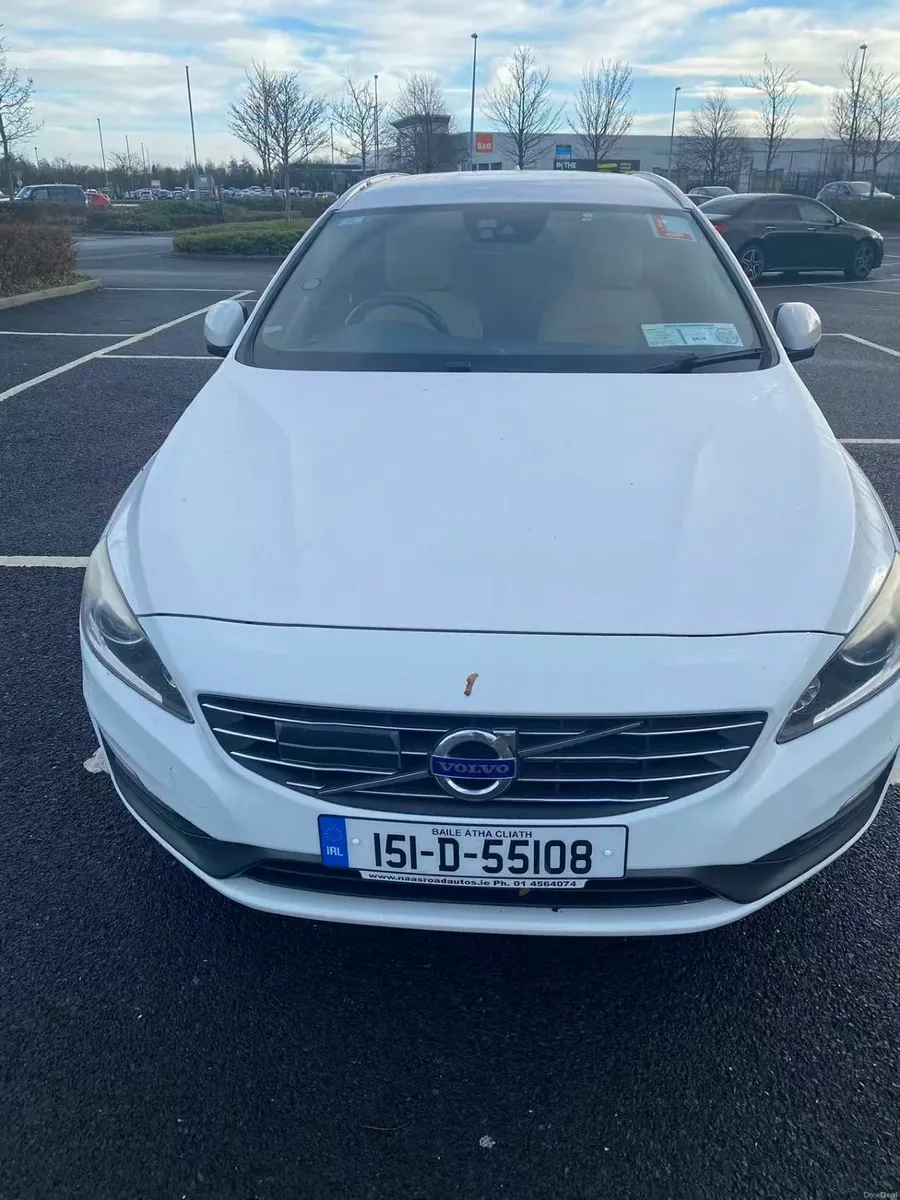 Volvo V60 2015 - Image 1