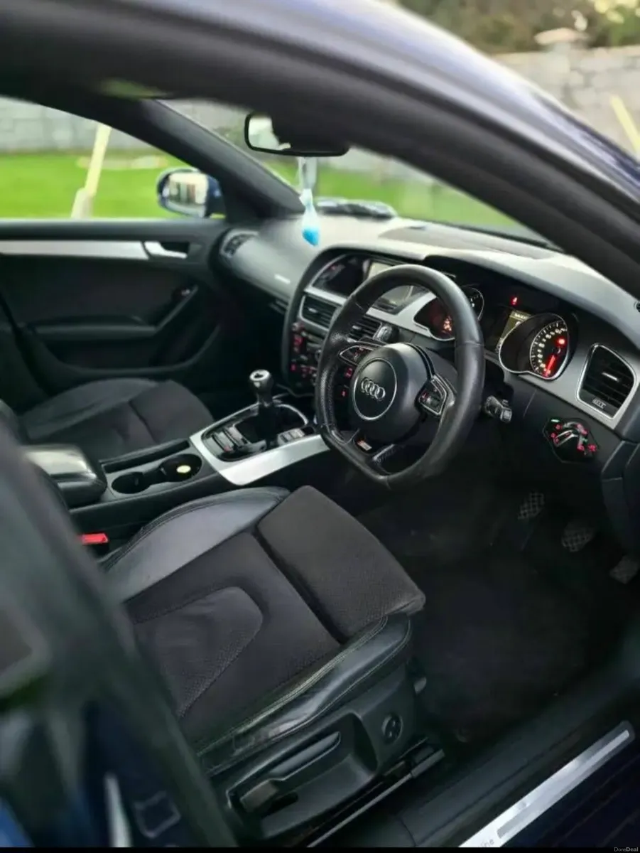 Audi A5 2012 - Image 1