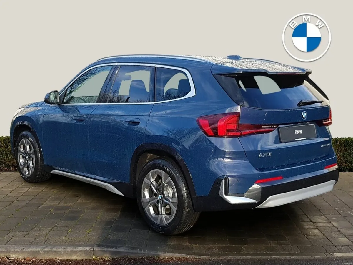 BMW iX1 iX1 eDrive20 xLine - Image 2