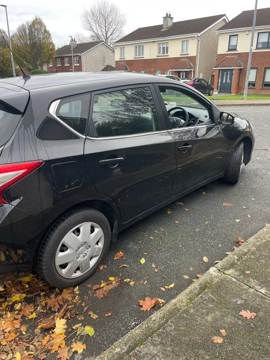 Car Sale- (Price negotiable) - Image 3