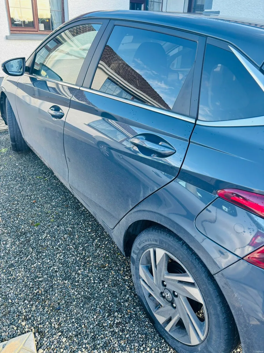 Hyundai i20 Deluxe Plus Luxury Trim 2022 - Image 2