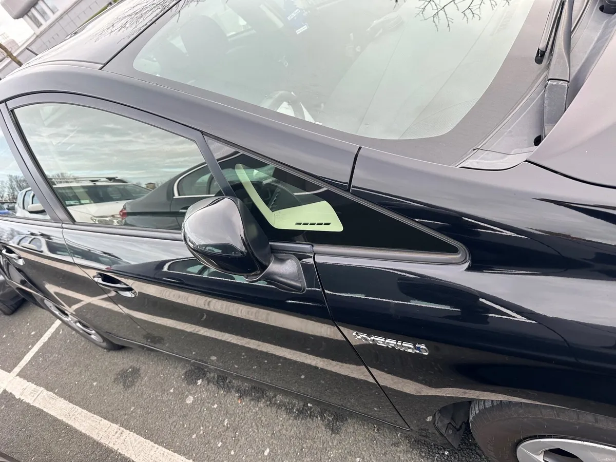 Toyota Prius 2013 - Image 3