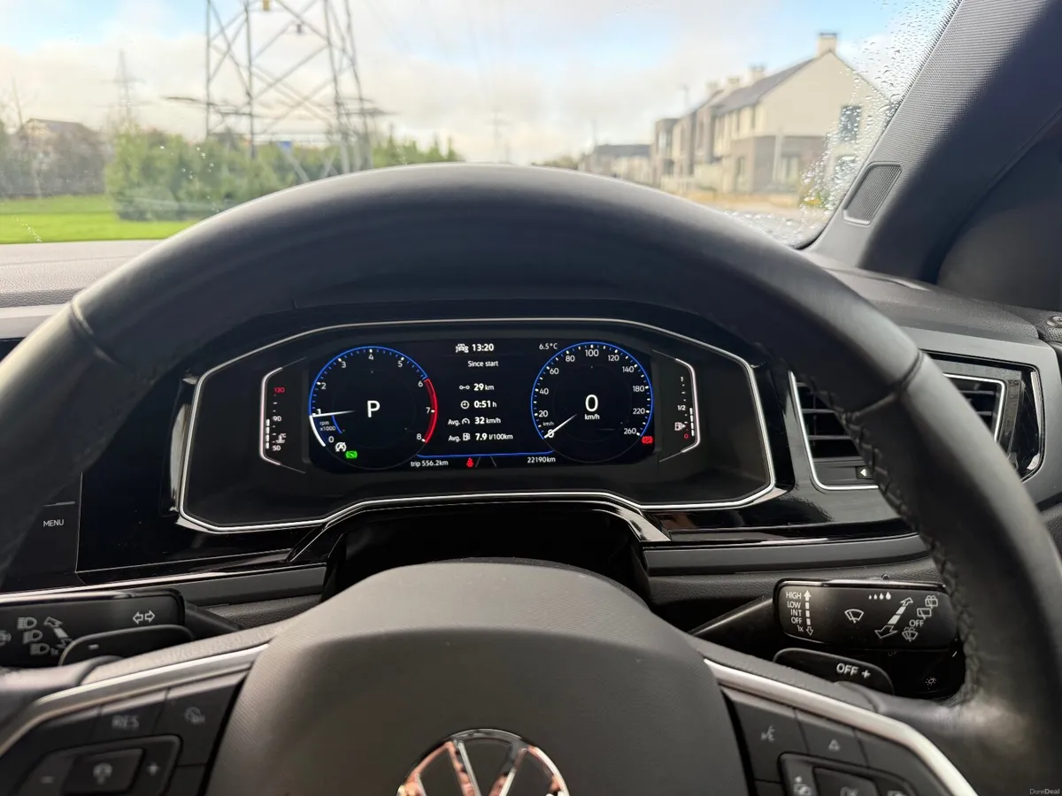 2022 Volkswagen Polo R-Line Automatic - Image 3