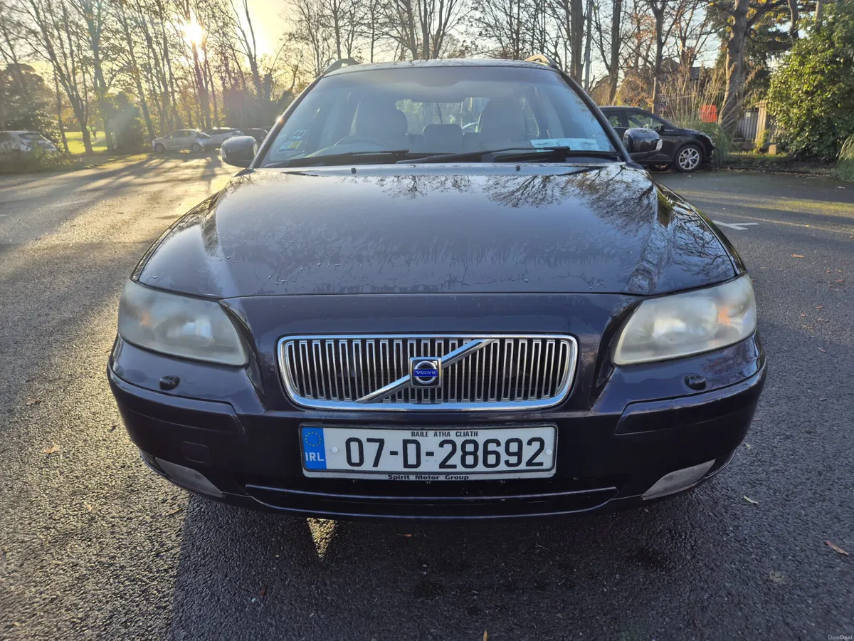 Stunning Volvo V70 2007 - Image 3