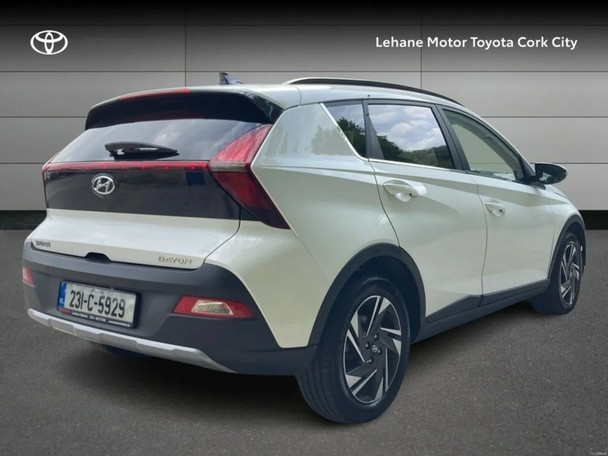 Hyundai Bayon EXECUTIVE AUTOMATIC 5DR AUTO - Image 2