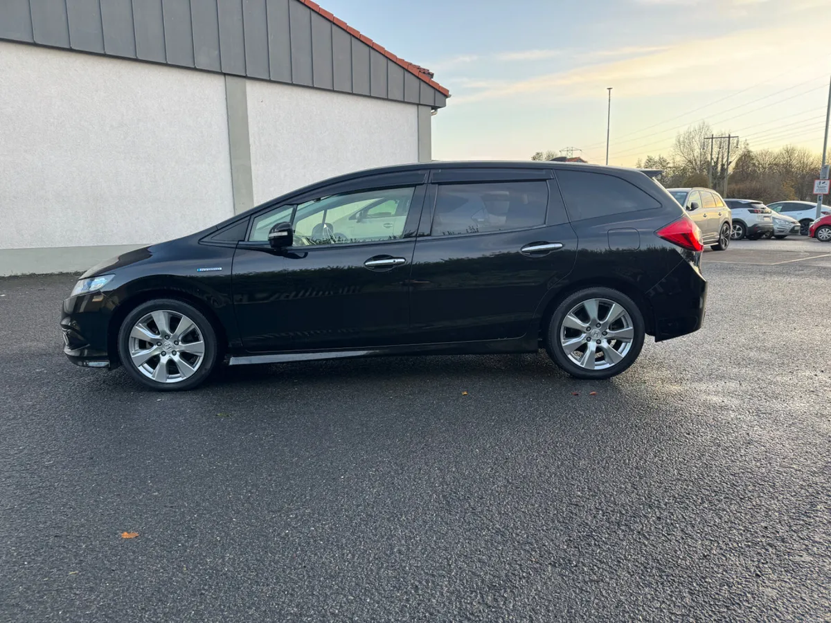 Honda Jade 1.5 Hybrid 6 Seats - Image 6