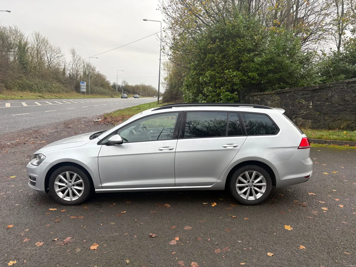 16 Vw Golf 1.6Tdi Automatic Estate!Like new !Mint - Image 4