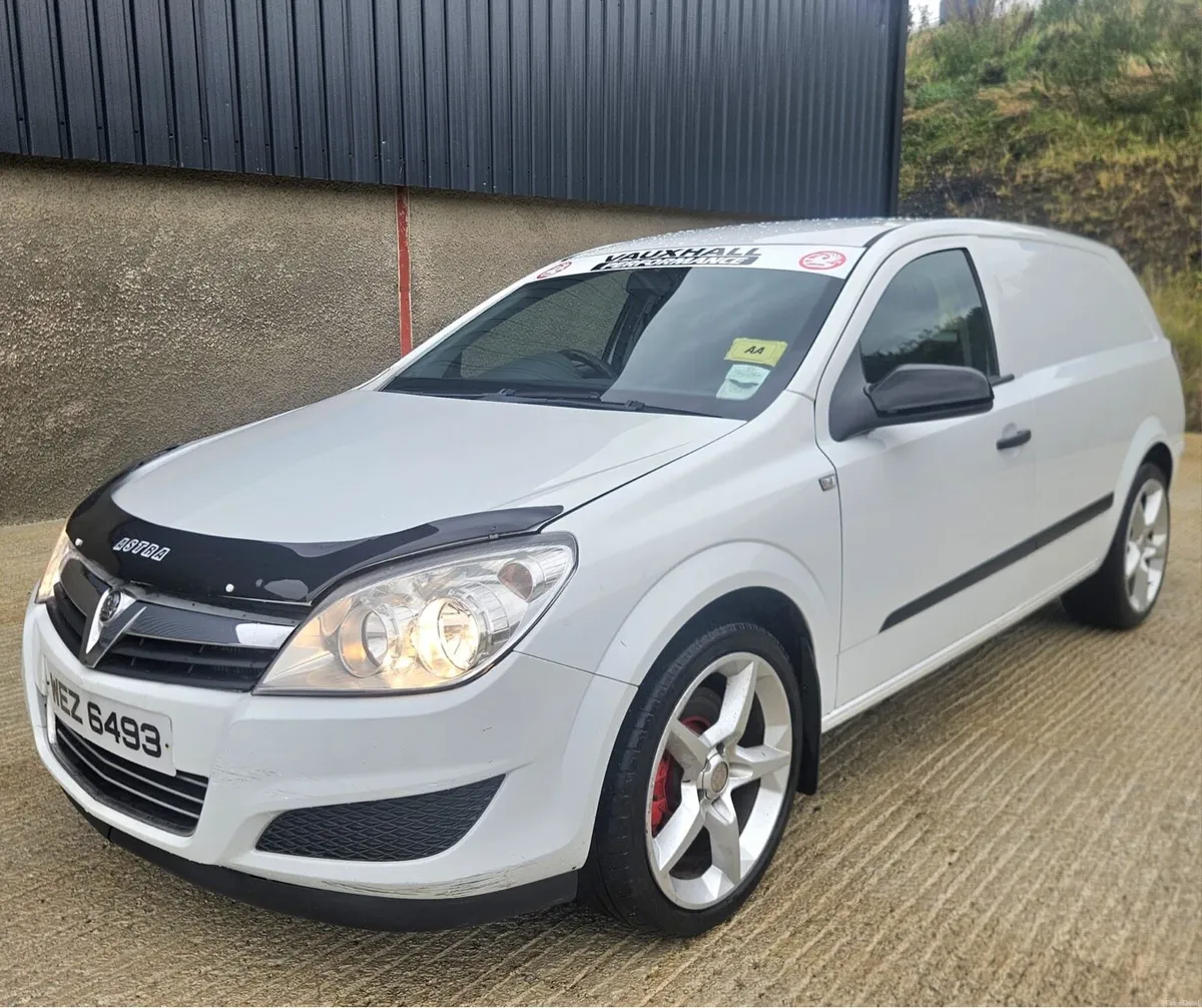 Vauxhall Astra van - Image 3