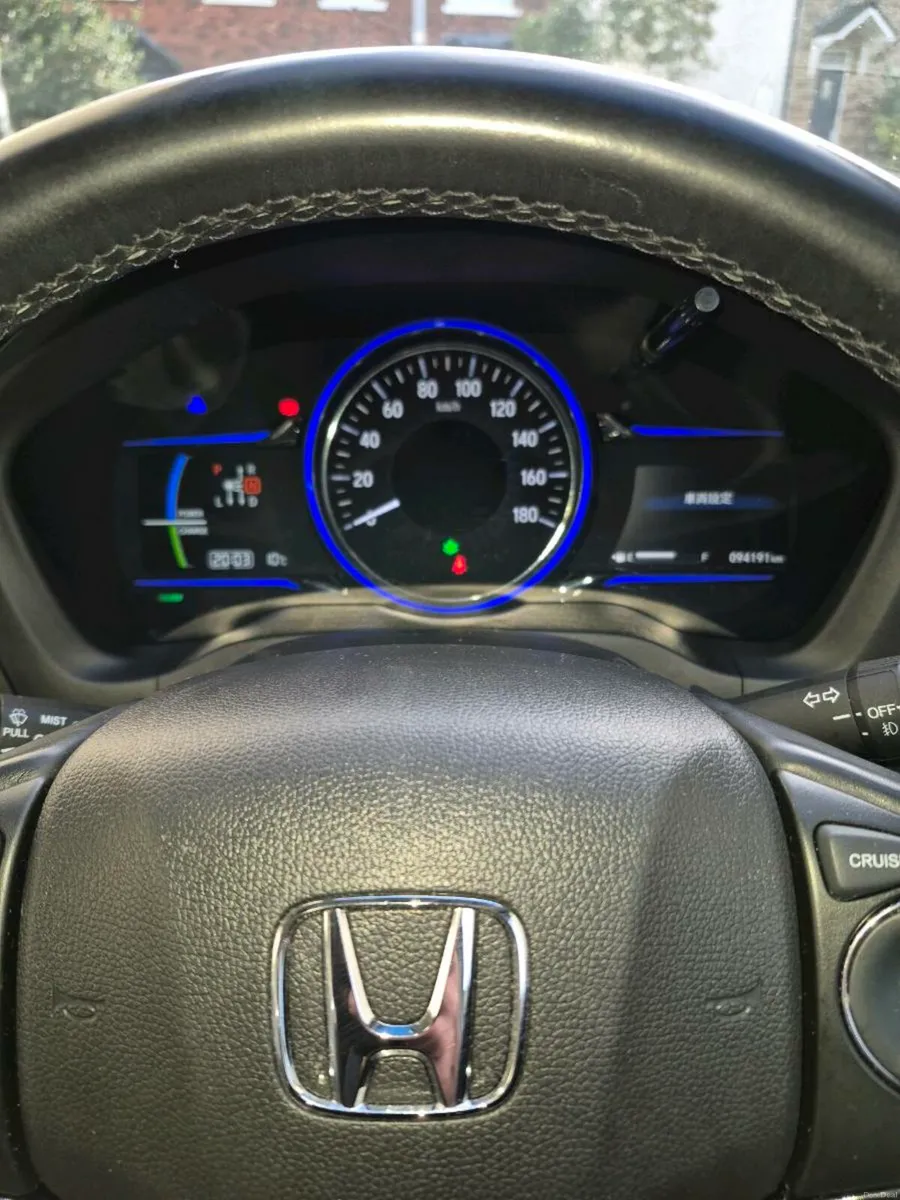 Honda Vezel - Image 2