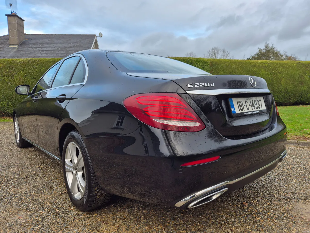 2018'MERCEDES E220 CDI - Avantgarde - Image 4