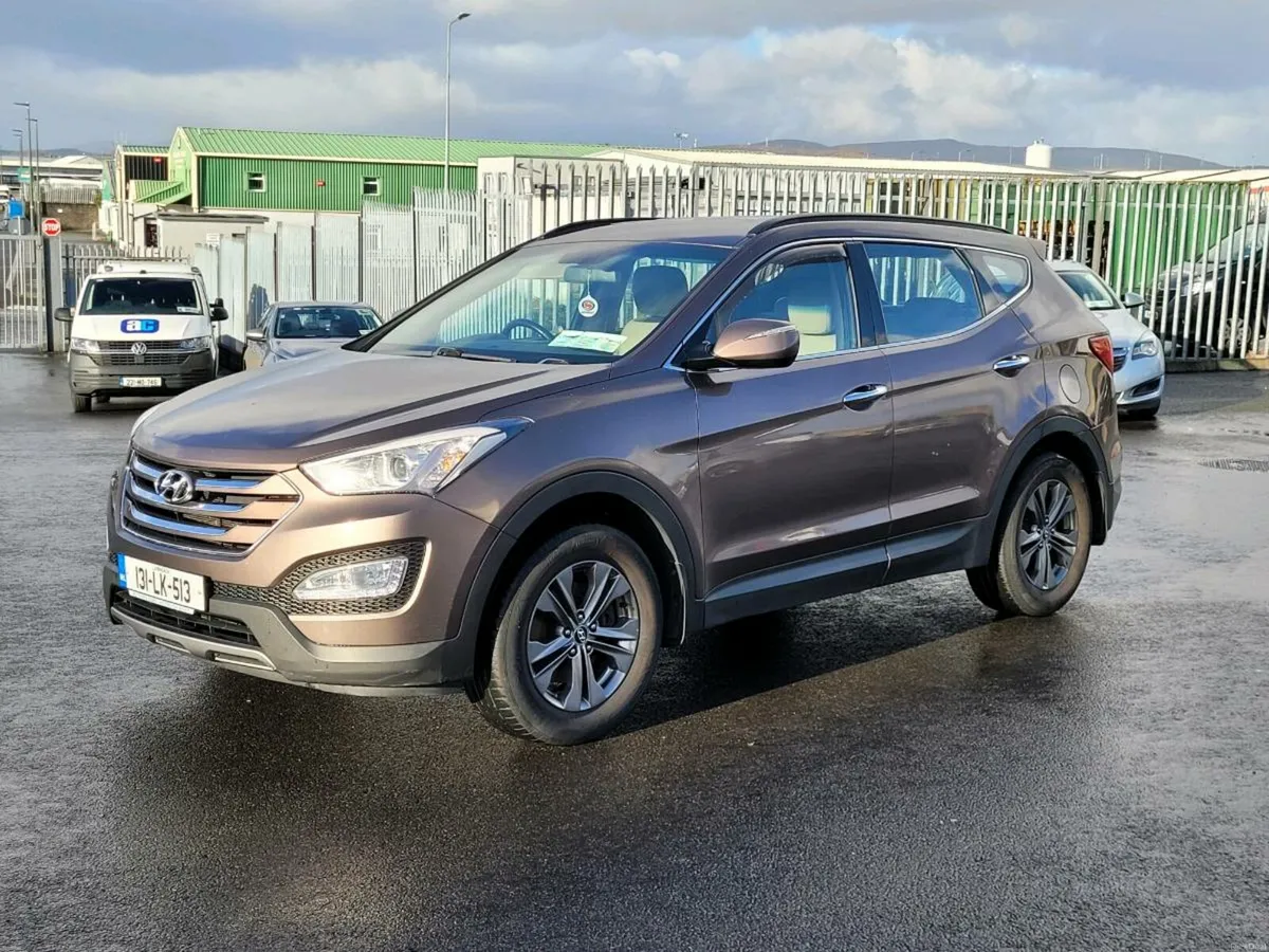 2013 Hyundai Santa Fe 2.2 Diesel 7 Seater - Image 2