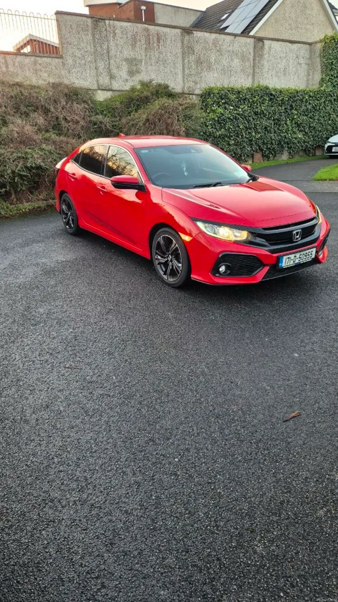 HONDA CIVIC 2017 1.0 VTEC TURBO SR 5DR NCT May2027 - Image 2