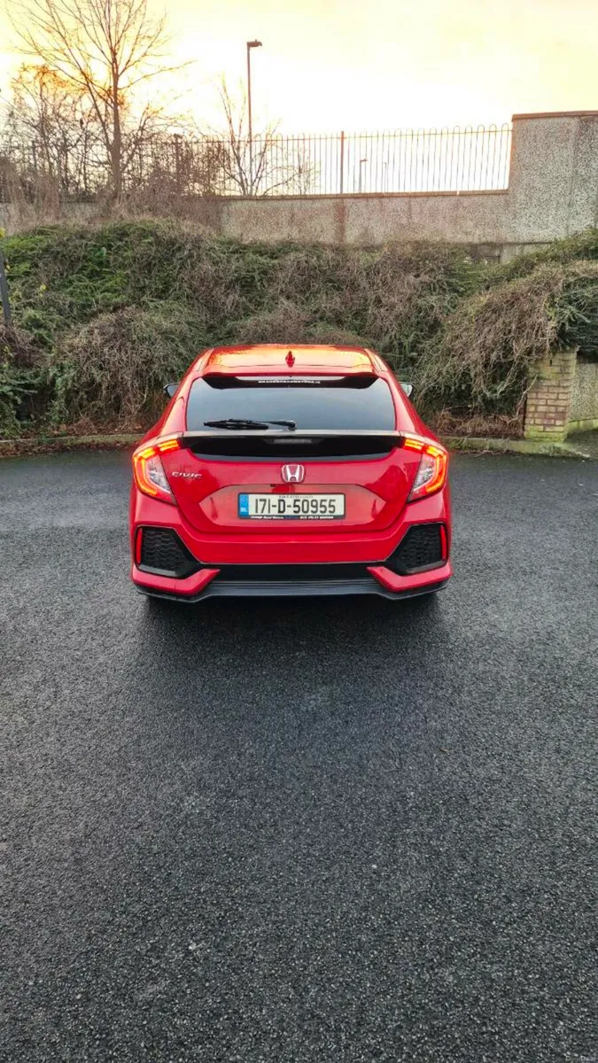 HONDA CIVIC 2017 1.0 VTEC TURBO SR 5DR NCT May2027 - Image 4