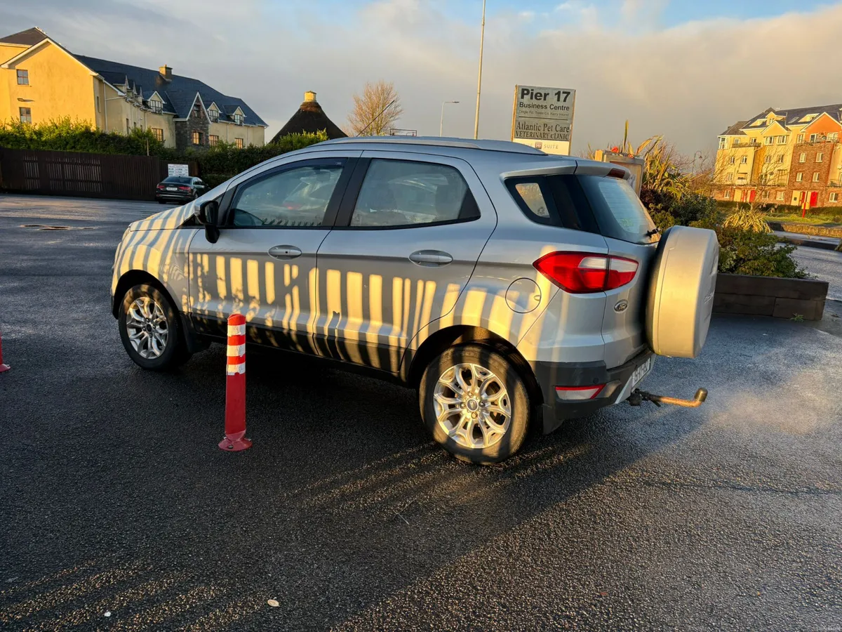 Ford EcoSport 2015 - Image 4