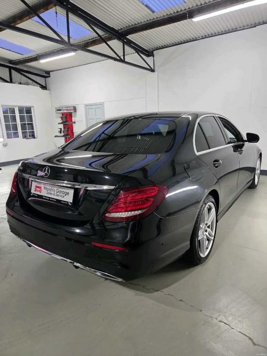 Mercedes-Benz E220D AMG Line Auto 2018 - Image 4