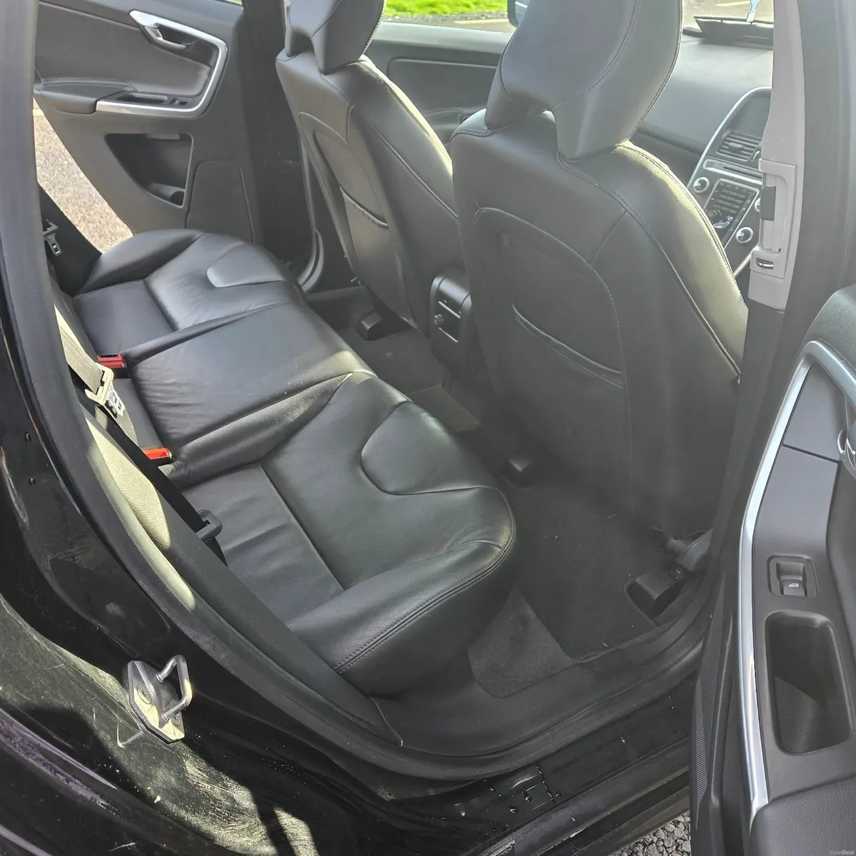 Volvo XC60 2016 - Image 4