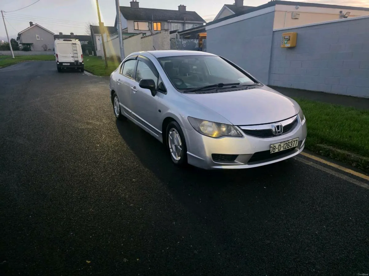 08 Honda Civic 1.3 hybrid Automatic NCT 02/26 TAX - Image 1