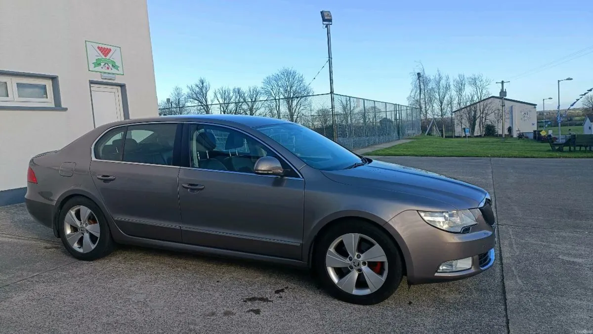 Skoda Superb 1.6 TDI Greenline - Image 3