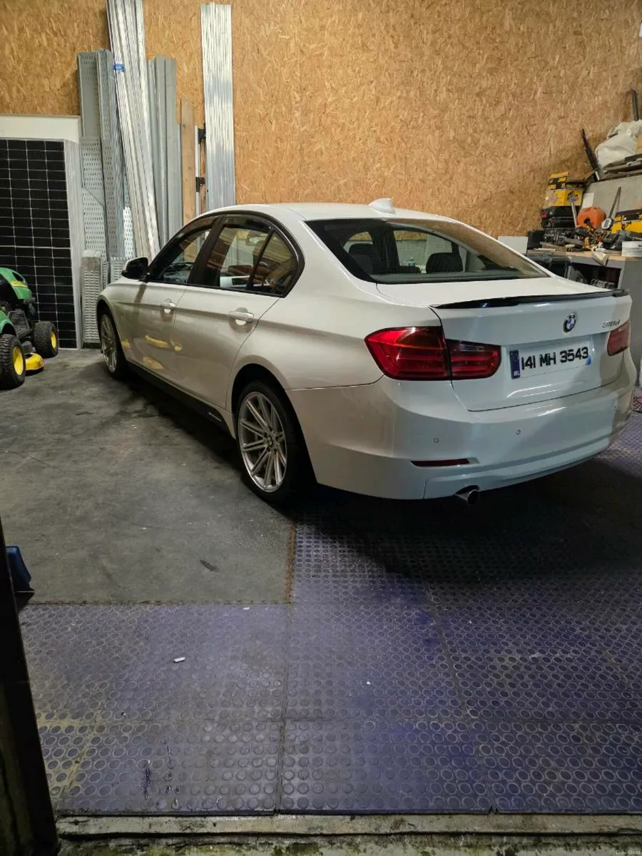 Bmw f30 318 D - Image 3