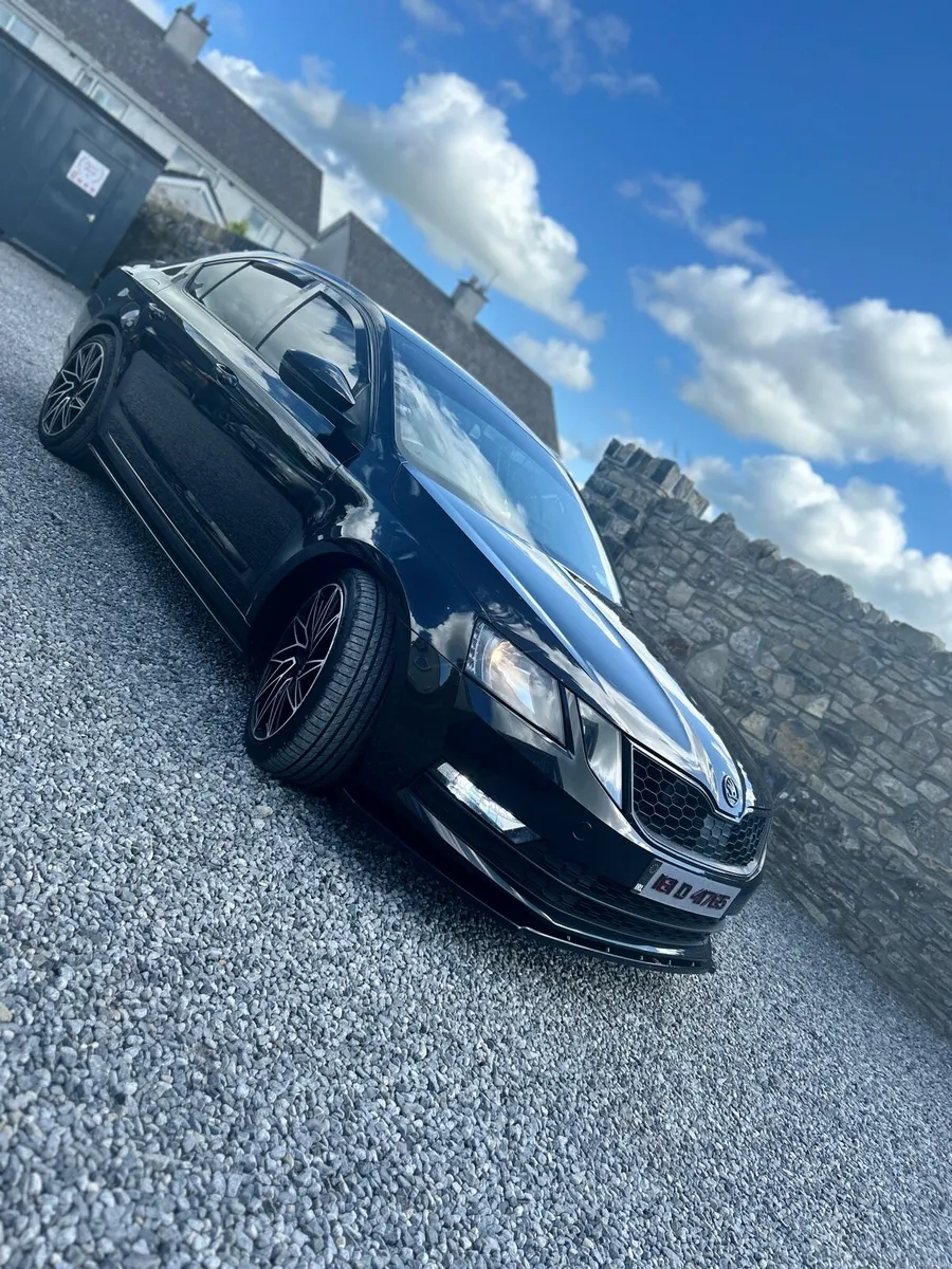 Škoda octavia 1.6 TDI AMBITION - Image 4