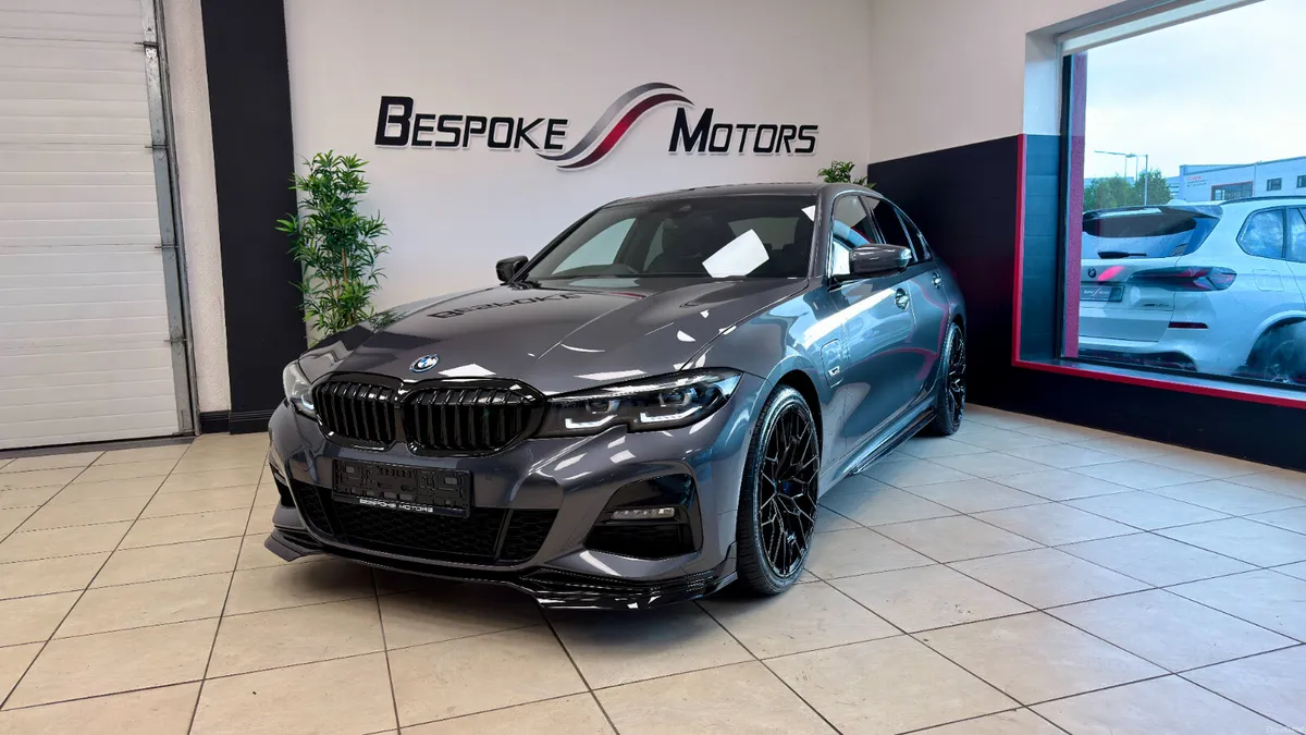 BMW 330e Msport Pro - Image 4