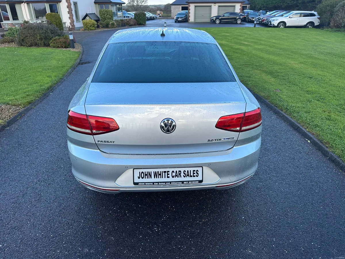 Volkswagen Passat 2.0 TDI 150 bhp - Image 4