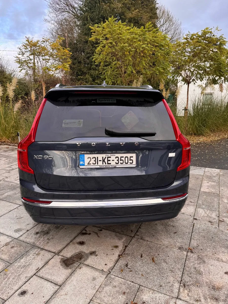 Volvo XC90 2023 - Image 4