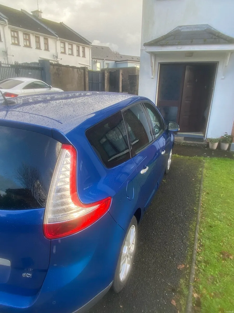 Renault grand scenic - Image 3