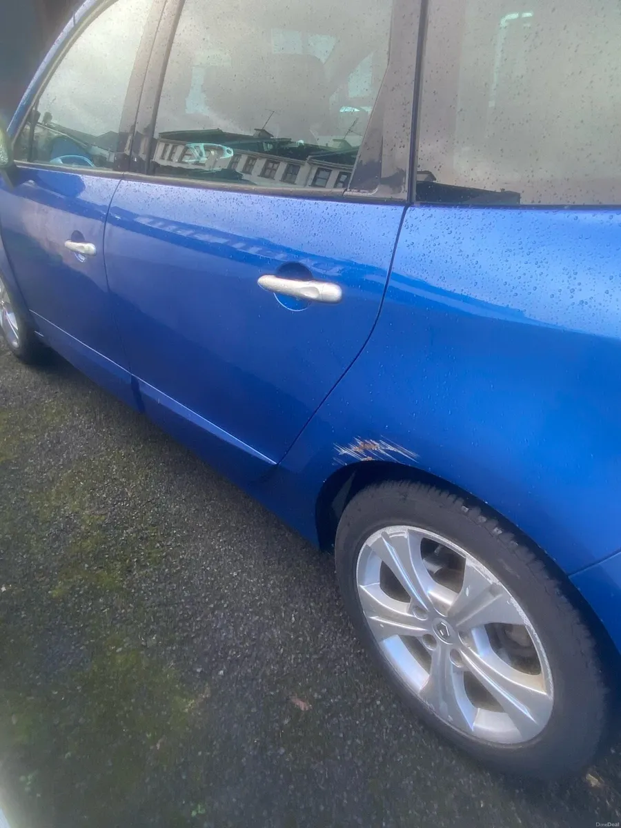 Renault grand scenic - Image 4