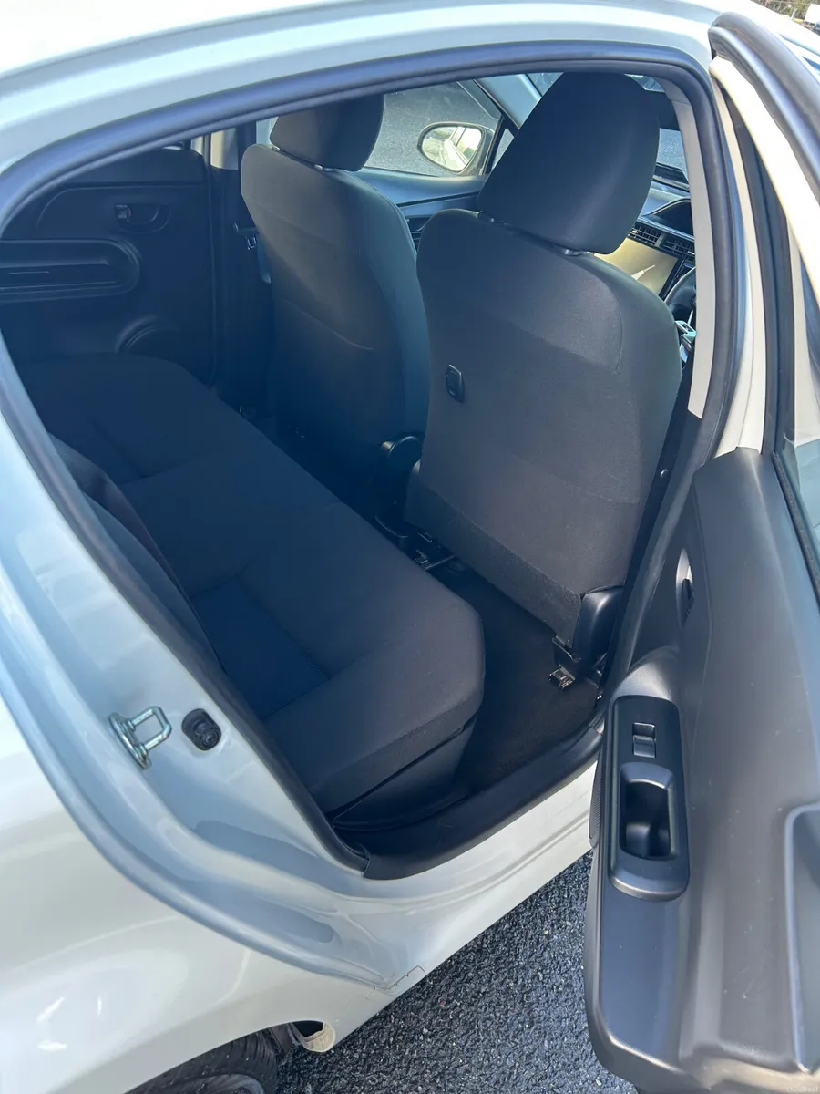 Toyota Aqua - Image 6