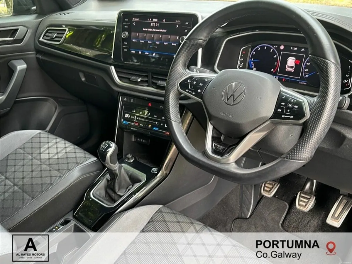 Volkswagen T-Roc R-LINE PLUS MODEL 1.0 TSI 6SPEED - Image 2