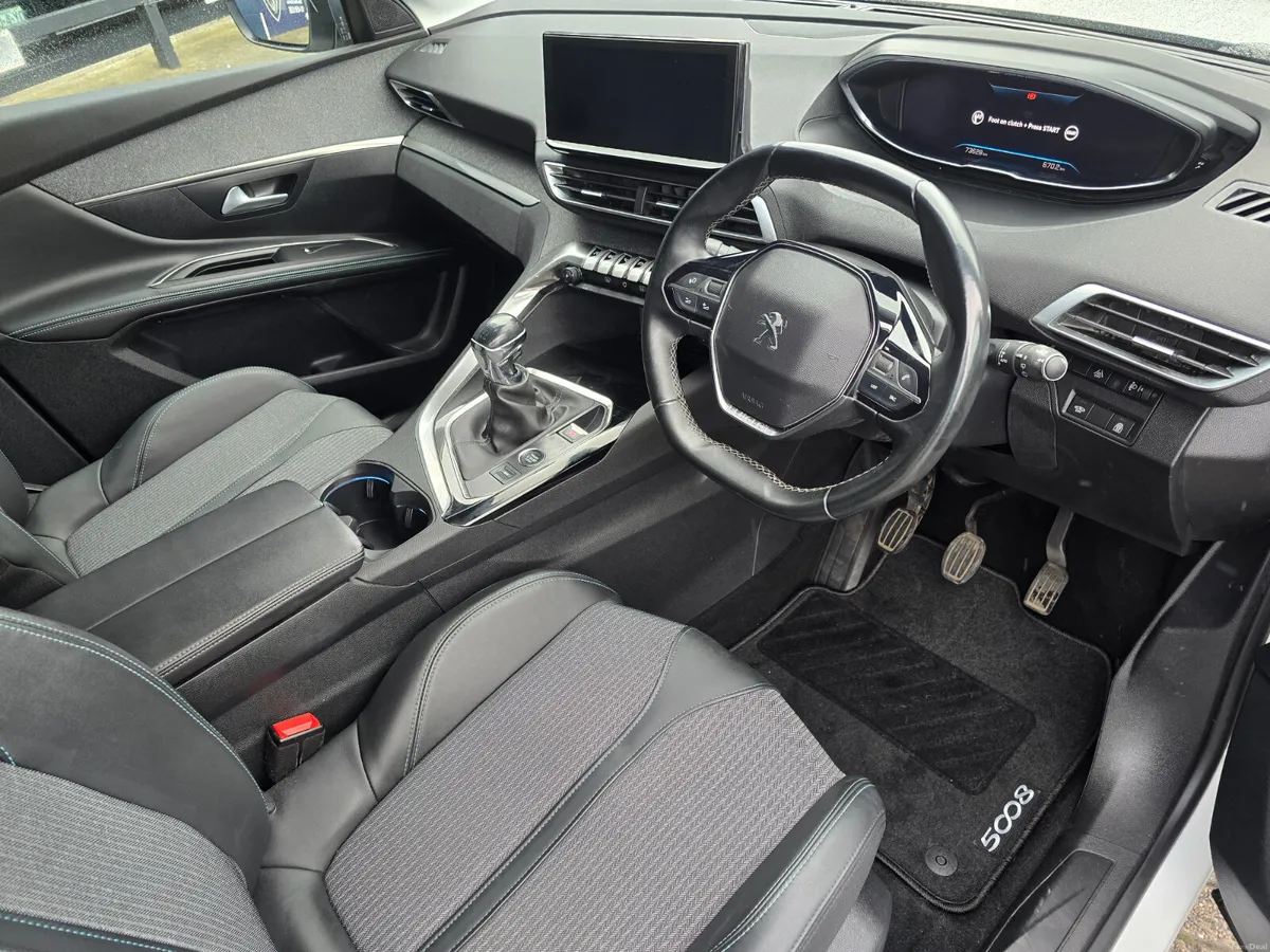 Peugeot 5008 2021 - Image 4