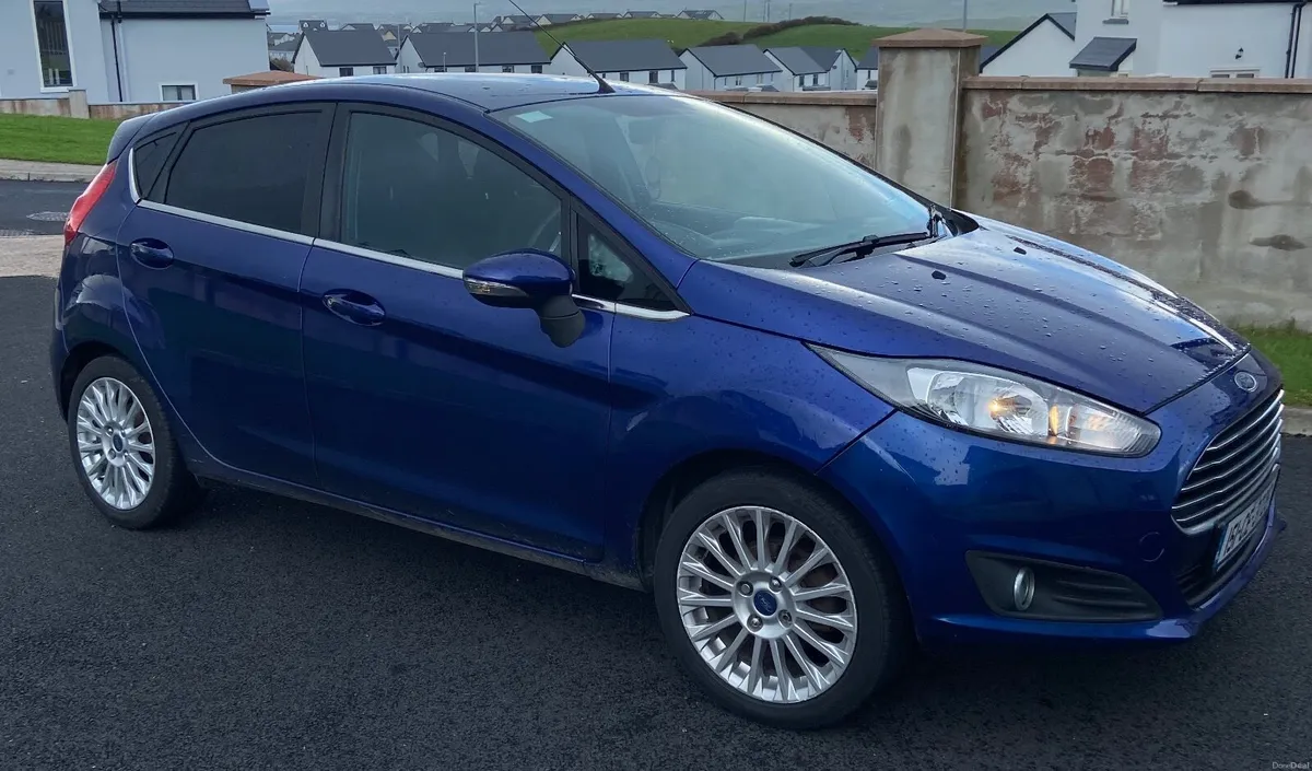 Ford Fiesta 2015 - Image 4