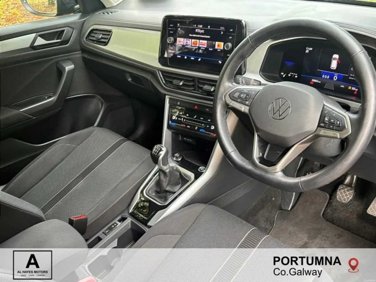 Volkswagen T-Roc 2024 EDITION 75 2.0TDI 6SPEED 116 - Image 2