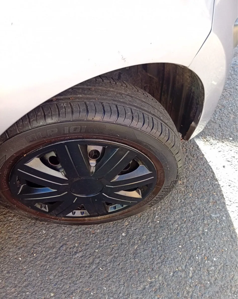 Nissan pixo - Image 4