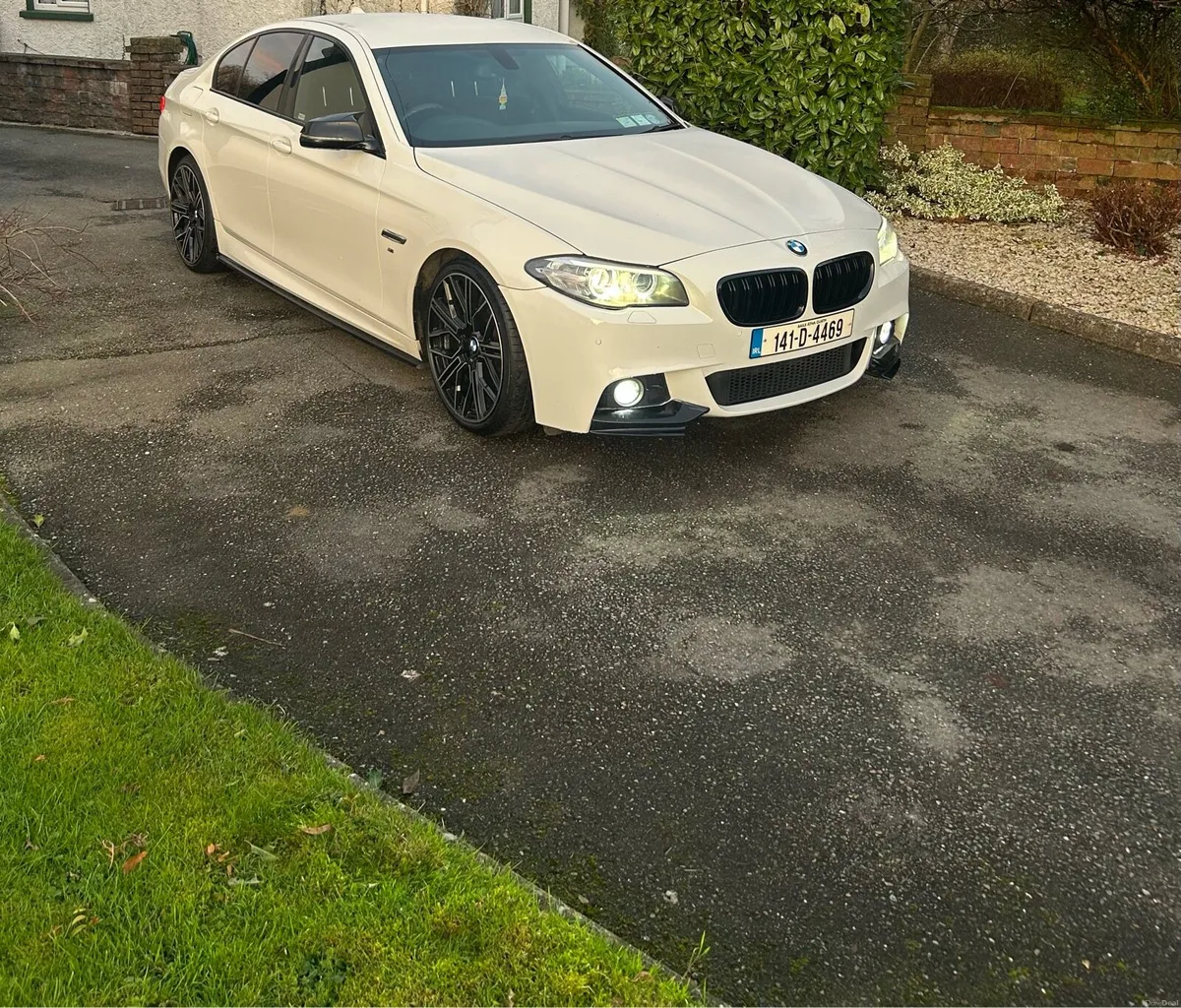 BMW 5-series 2014 - Image 1