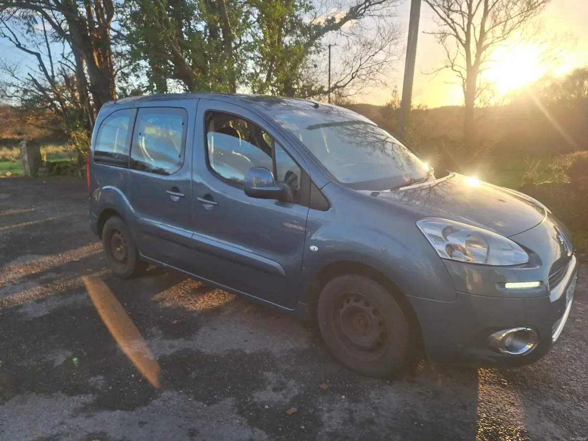 Peugeot Partner Tepee 2013 - Image 1