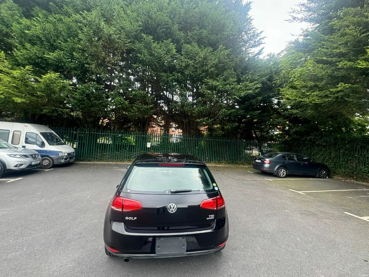 Volkswagen Golf 2014 - Image 2