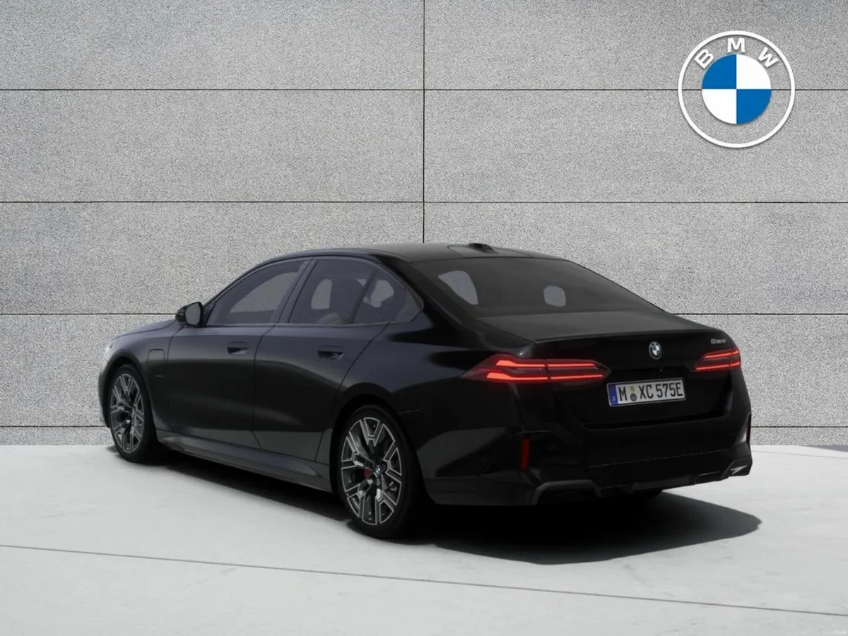 BMW 5-Series 530e M Sport Pro - Image 2