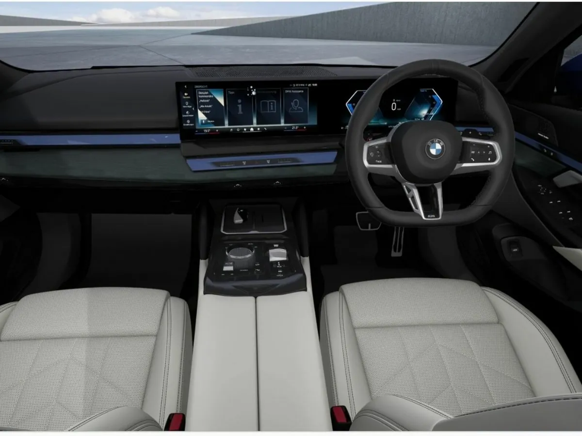BMW 5-Series 530e M Sport - Image 3