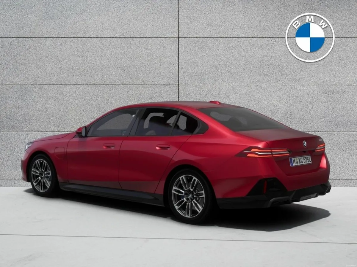 BMW 5-Series 530e M Sport - Image 2