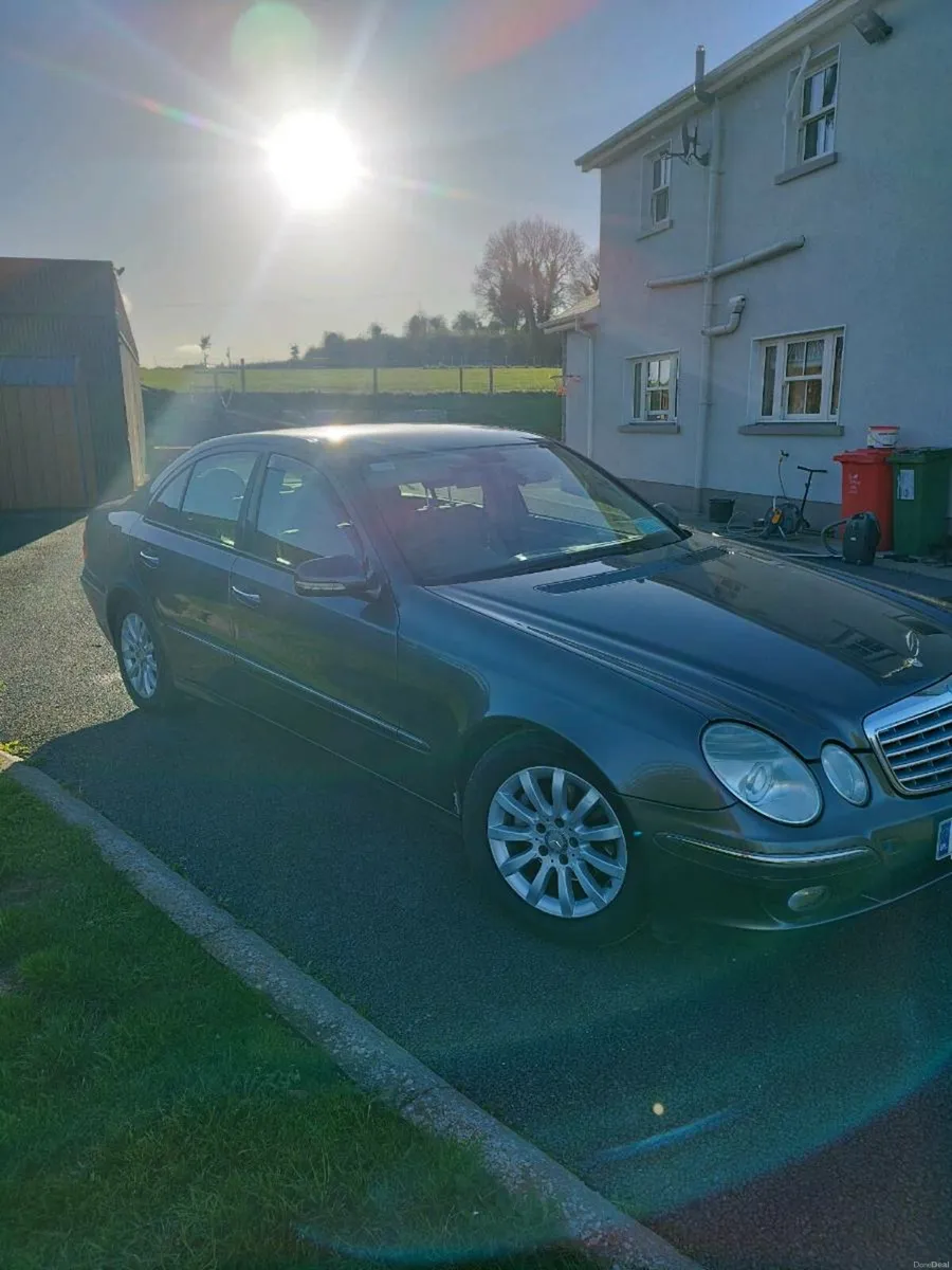 2008 Mercedes E Class 220 - Image 4