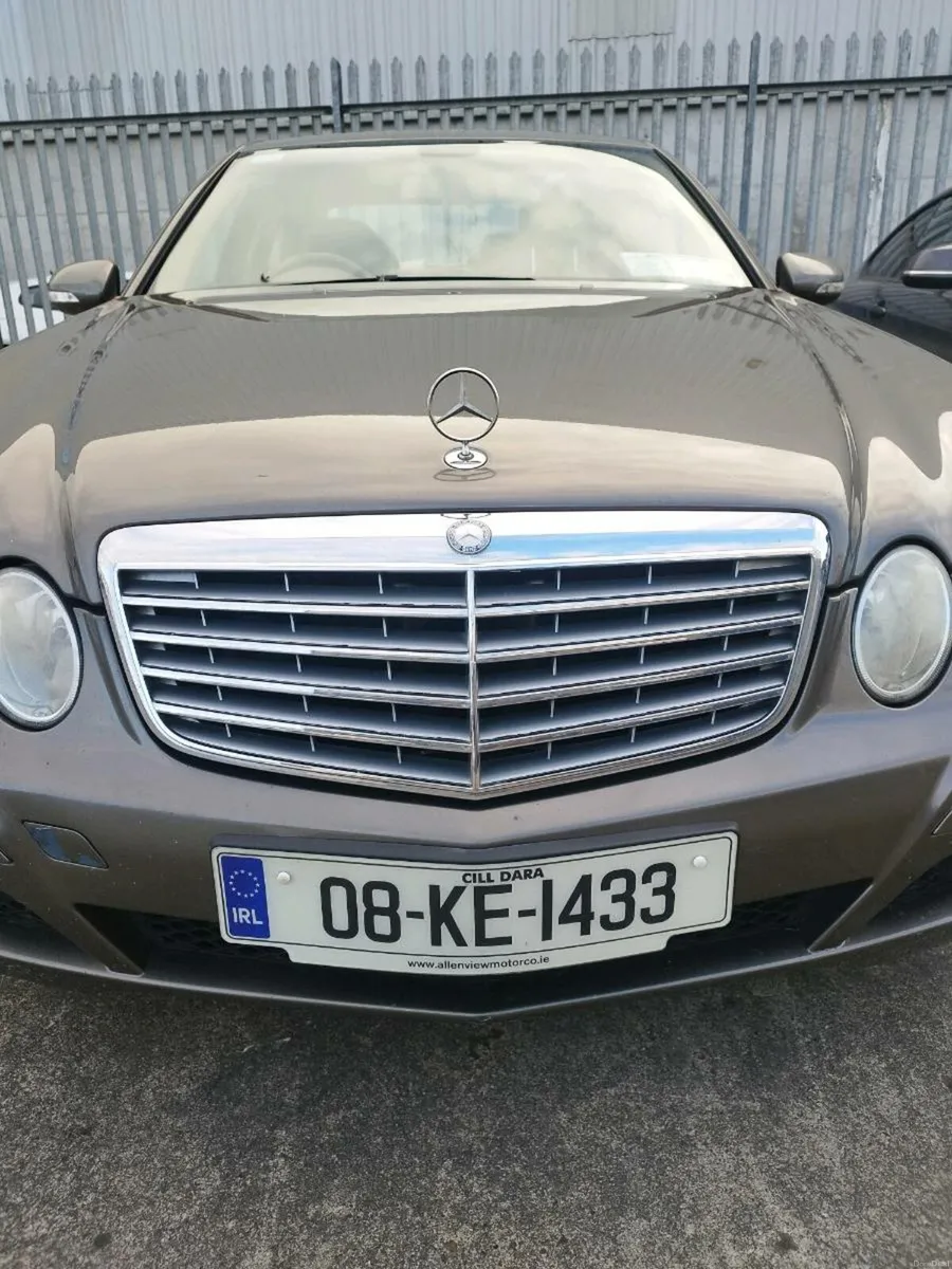 2008 Mercedes E Class 220 - Image 3