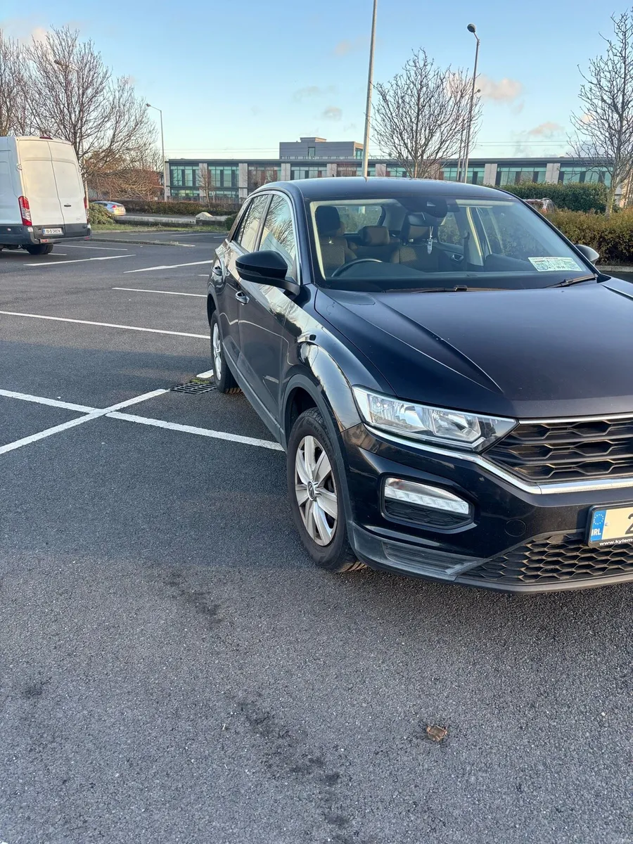 Vw T-roc with warranty - Image 3