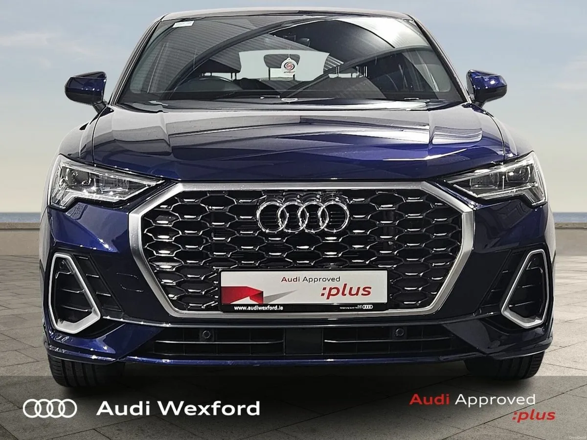 Audi Q3 45 TFSI E 245HP S Tronic S line Sportback - Image 3